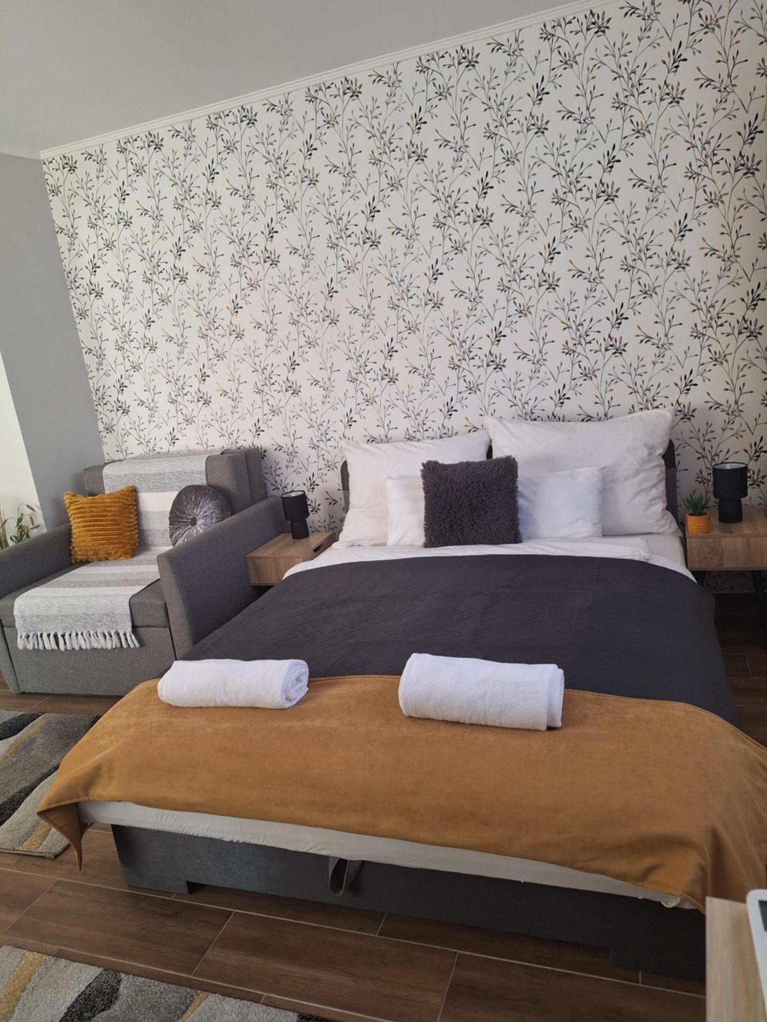 Varfal Apartman Eger Ngoại thất bức ảnh