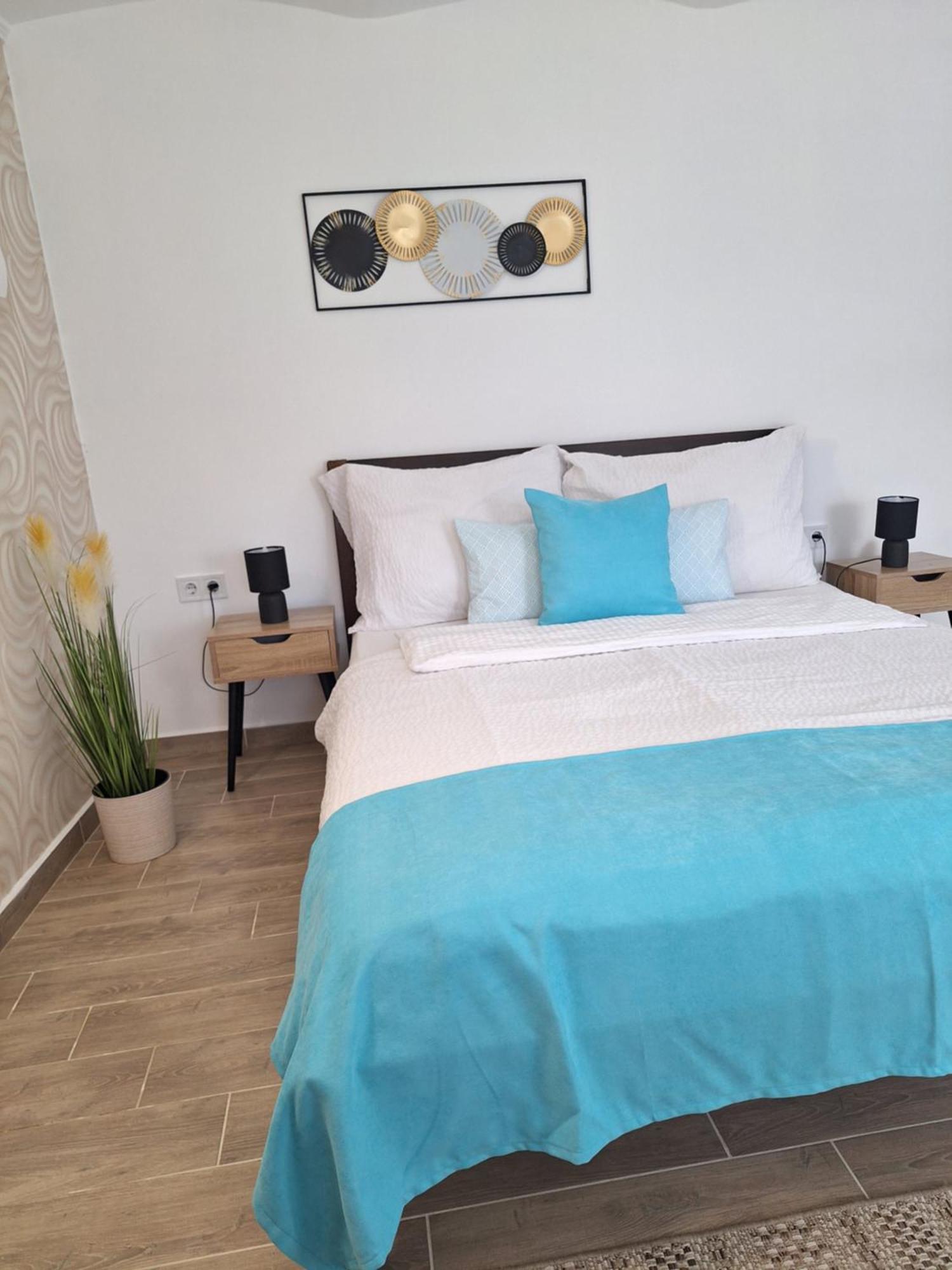 Varfal Apartman Eger Ngoại thất bức ảnh